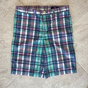 Vineyard Vines boys youth shorts size 18 EUC